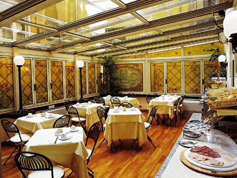 Hotel Regno Rome Bagian luar foto